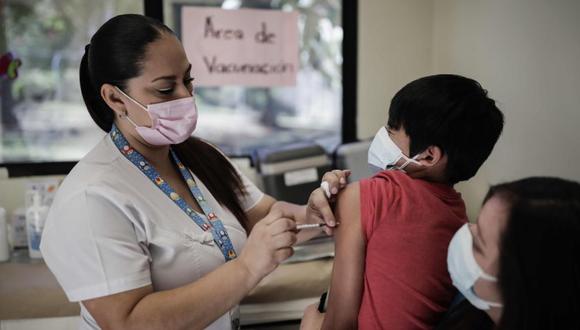 Vacunación de niños de 5 a 11 años: los locales aptos para inmunizar a los menores contra el COVID-19 EFE/Jeffrey Arguedas