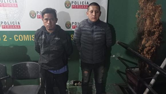 Joel Elías Reynoso (34), ‘Bagre’ y Miguel Ángel Alcedo Tacuchi (26), ‘turry’, que pertenecerían a la banda ‘Los rápidos del cementerio’, dedicados a cometer robos, bajo la modalidad de raqueteo, fueron detenidos. (foto: PNP)
