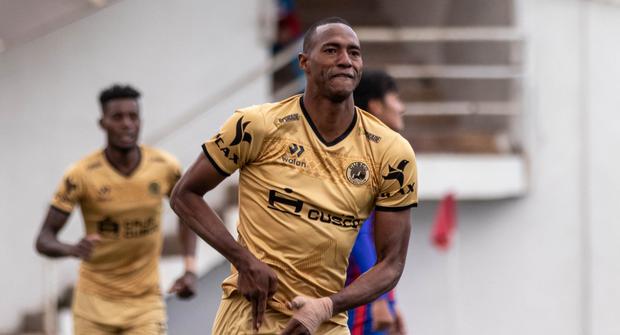 Abdiel Ayarza disputó el ascenso con Cusco FC esta temporada. (Foto: prensa Cusco FC)