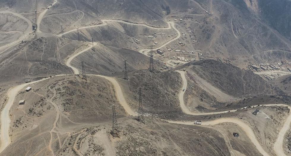 'Pasamayito': se inició construcción de la vía que conectará Comas y San Juan de Lurigancho a través de los cerros