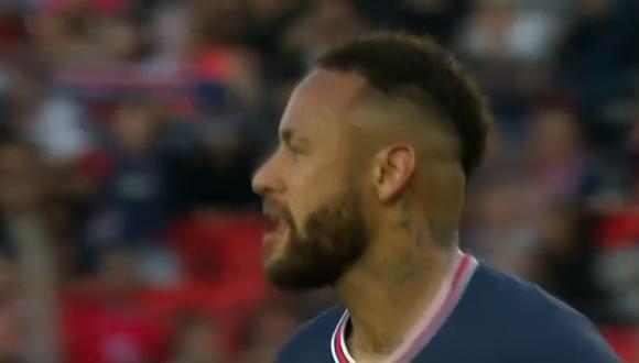 Neymar adelantó el marcador a favor de PSG sobre Troyes mediante un penal. Foto: Captura de pantalla de ESPN.
