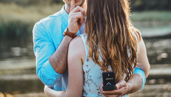 El insólito caso del engaño de un hombre de Florida a sus dos novias llamó la atención de más de uno en redes sociales luego que se enteraran de su infidelidad tras proponerle matrimonio a una de ellas. | Crédito: Pexels / Referencial.