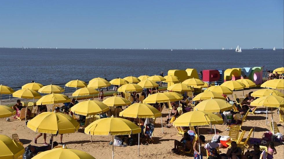 Buenos Aires playa. Es la primera playa urbana de Latinoamérica y desde su creación más de 5 millones de personas, entre locales y turistas, han disfrutado de ella. Esta playa consta de un total de 32 hectáreas. (Foto: Ente  de Turismo de Buenos Aires)