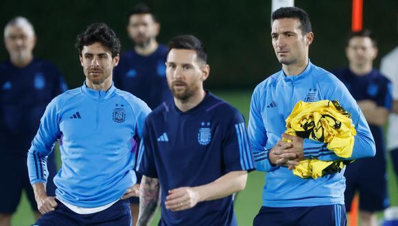 Scaloni y sus elogios a Lionel Messi. (Foto: EFE)
