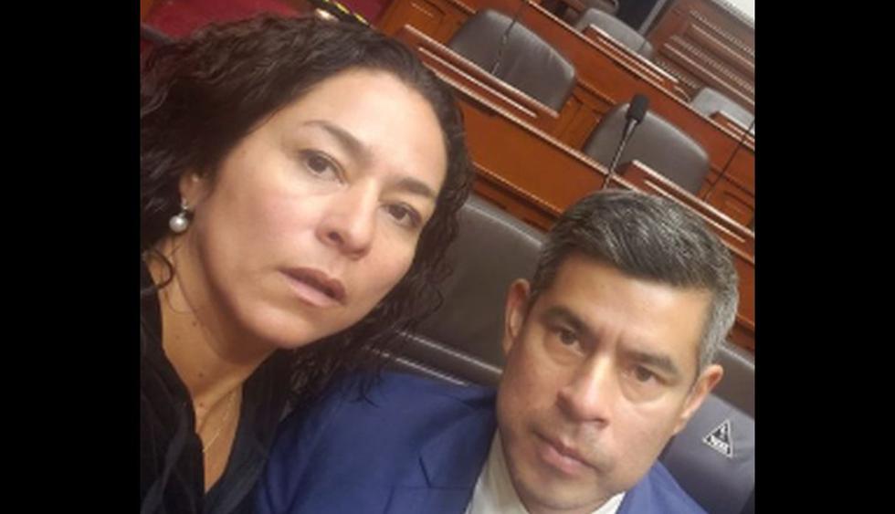 Cecilia Chacón pasó la noche en el Congreso y permanece allí a pesar de no ser de la Comisión Permanente