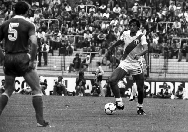 Germán Leguía enfrentó a Polonia en Mundial España 82. Foto: Jorge Ángulo/ GEC Archivo Histórico