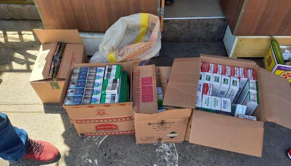 Policía incauta miles de cigarrillos de contrabando en mercado de Sullana. (Imagen referencial)