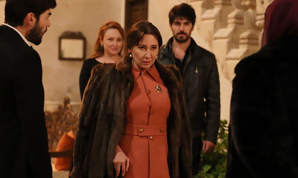 Actress Ayşegül Günay plays Füsün (Photo: Medyapım / MF Yapım)
