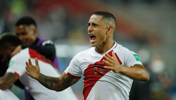 Yoshimar Yotún erró el penal que pudo ser el 1-1 en el Perú vs. Argentina. Foto: AFP.