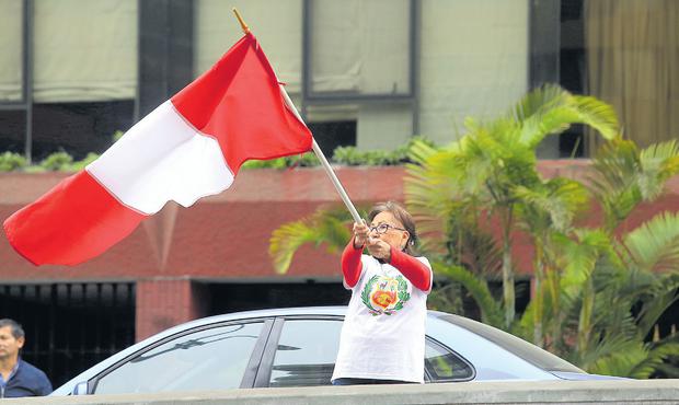Perú vs Paraguay: El banderazo es desde casa | ACTUALIDAD | TROME