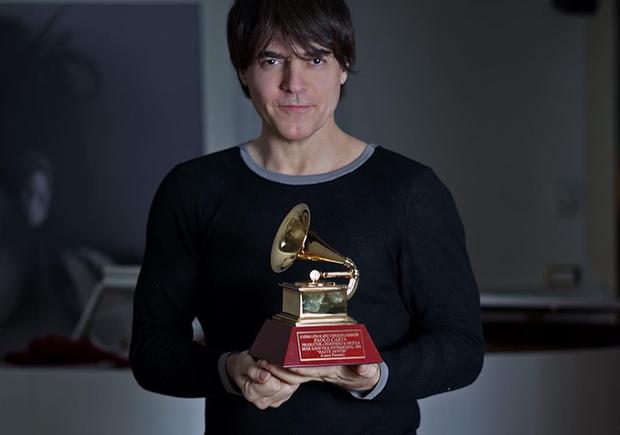 Paolo Carta won a Latin Grammy for his work as producer of Laura Pausini's album in 2018 (Photo: Paolo Carta/ Instagram)